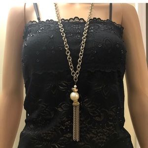Vintage Dauplaise Faux Pearl Statement Necklace 
30” Link chain with 5” drop